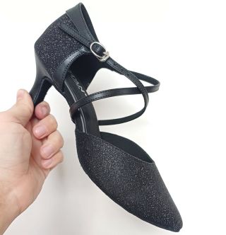 Pantofii de dans pentru dame BOTAN BS 5 în culoare neagră, cu toc flare de 6,5 cm – combinația perfectă de stil,...